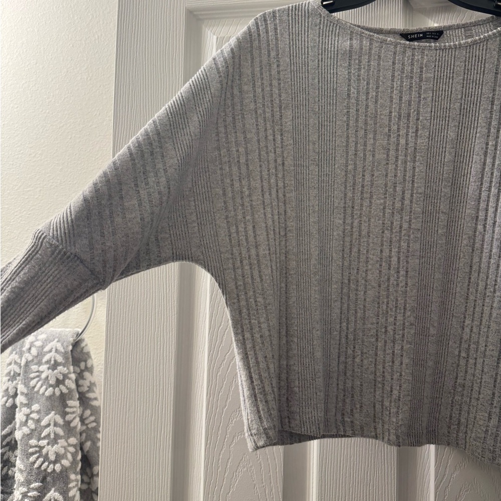 Gray Ribbed Women's Sweater - Picture 2 of 4